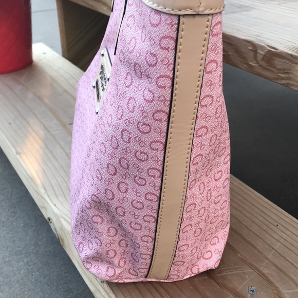 Guess Handbag - Picture 3 of 7